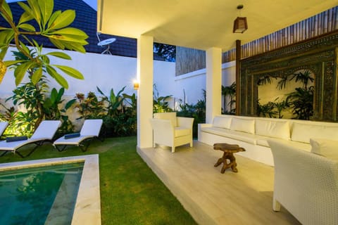 On site, Area and facilities