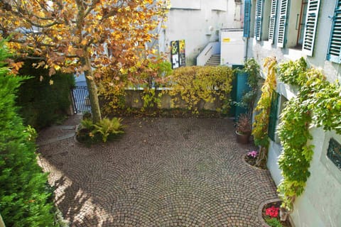 Patio, Facade/entrance, Bird's eye view, Balcony/Terrace