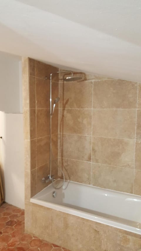 Maison d'artiste à Bonnieux Villa in Bonnieux