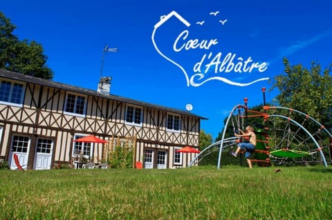 Patio, Facade/entrance, Day, Property logo or sign, Property logo or sign, Summer, BBQ facilities, Children play ground, Children play ground, Darts, Garden, Table tennis, Balcony/Terrace, On site, Garden view, Garden view, Entertainment