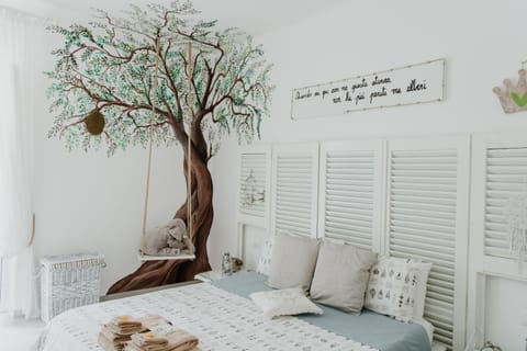 TV and multimedia, Balcony/Terrace, Decorative detail, Bedroom