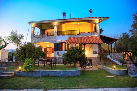 Property building, Spring, Garden, Sunset