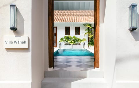 Property building, Facade/entrance