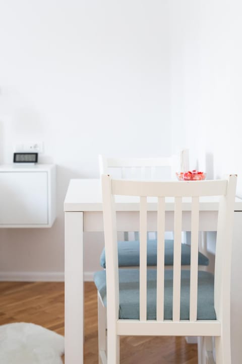 Decorative detail, On site, Seasons, Time of day