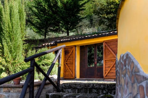 Patio, Facade/entrance