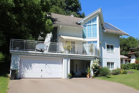 Facade/entrance, Garden