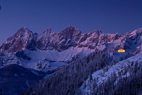 Nearby landmark, Natural landscape