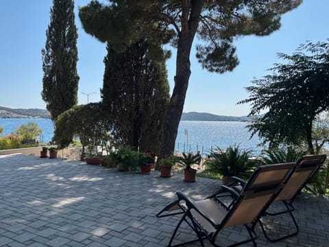Property building, Balcony/Terrace, Beach, Sea view