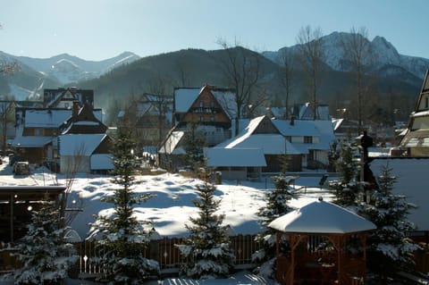 Off site, Winter, BBQ facilities, Garden, Hiking, Cycling, On site, Garden view, Mountain view