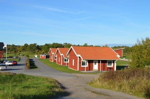Facade/entrance, Day, Summer, Golfcourse, Golfcourse, Skiing, On site