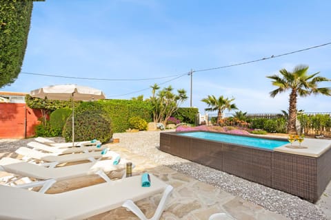 Sea view, Swimming pool, Swimming pool, sunbed