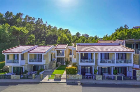 Property building, Day