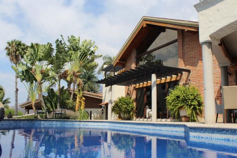 Hotel Lindo Ajijic Bed & Breakfast Bed and Breakfast in Ajijic