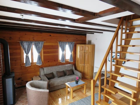 Guesthouse Stefanac Bed and Breakfast in Lika-Senj County