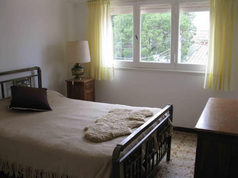 Bed, Decorative detail, Bedroom