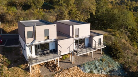 Property building, View (from property/room), Balcony/Terrace