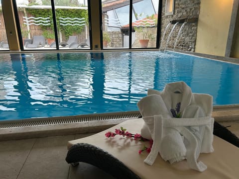 Spa and wellness centre/facilities, Swimming pool