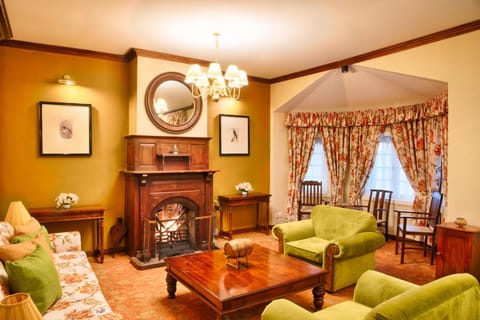 Communal lounge/ TV room, Living room, Lobby or reception, Decorative detail, Seating area, Floor plan