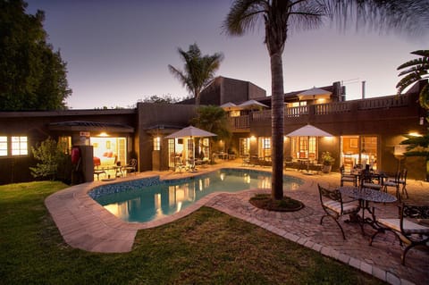 Property building, Bird's eye view, Garden view, Swimming pool, Swimming pool