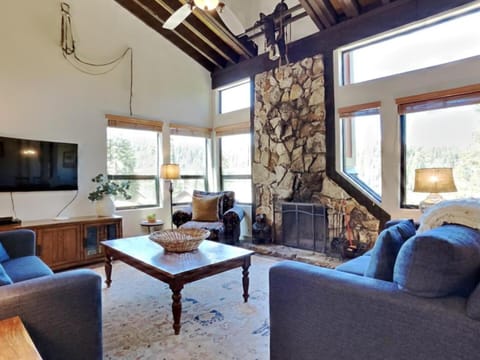 Remodeled Spacious Cozy Condo Great For Families! Apartment in Mammoth Lakes