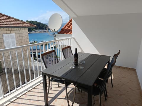 Balcony/Terrace, Seating area, Sea view