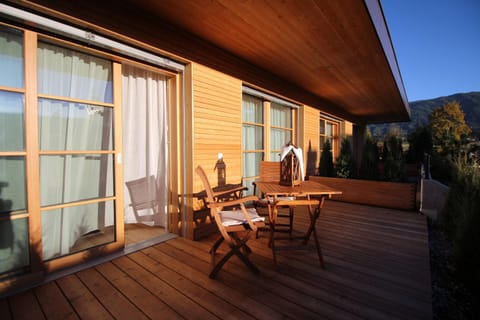 Property building, Balcony/Terrace