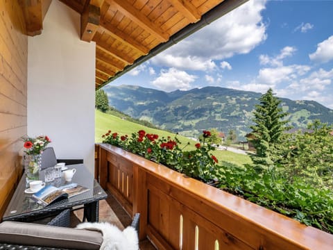 Natural landscape, View (from property/room), Balcony/Terrace, Mountain view