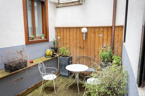 Patio, Inner courtyard view