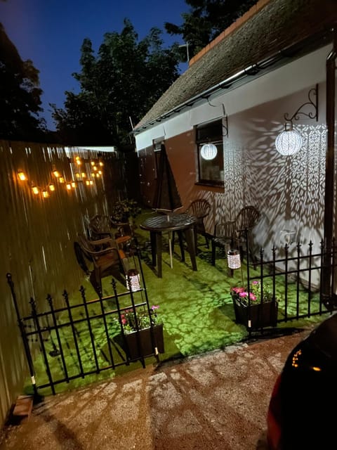 Ty Mynydd Lodge Holiday Home House in Cardiff