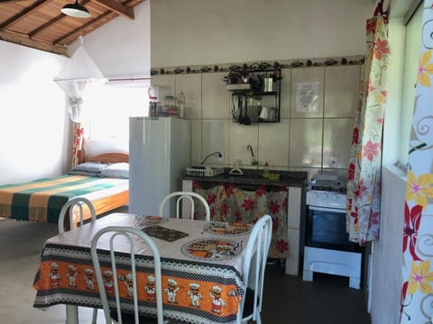 Communal kitchen, Area and facilities