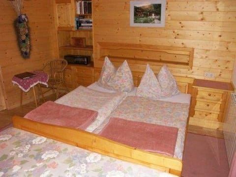Ferien-am-Bauernhof-Wohnung-2 Apartment in Carinthia, Austria