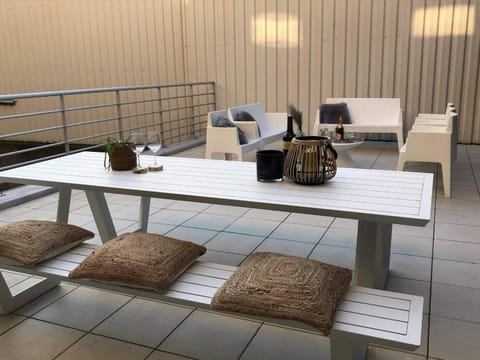 Balcony/Terrace, Balcony/Terrace