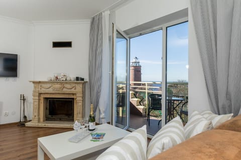 TV and multimedia, View (from property/room), Living room, Seating area, flat iron