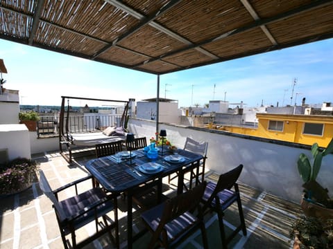 Day, View (from property/room), Balcony/Terrace, Balcony/Terrace, Dining area, furniture, sunbed