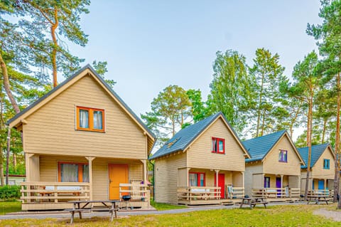 Property building, Spring, Day, Garden, Other, Other, Other, Seating area, Garden view