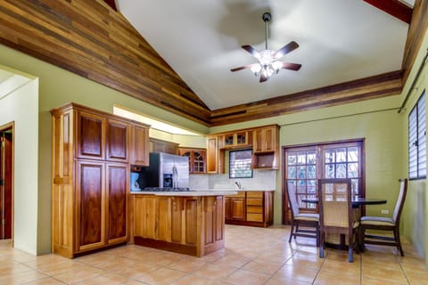 Suite at Villa Maya -Gold Standard and Certified House in San Ignacio