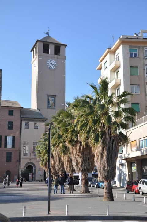 Property building, Facade/entrance