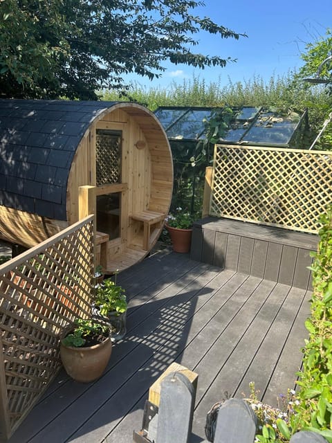 Property building, Sauna
