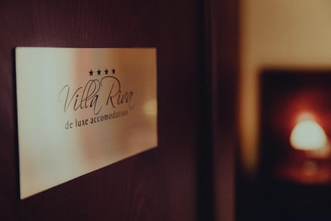 Logo/Certificate/Sign