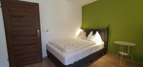 Paul's Studio Apartment in Piesendorf