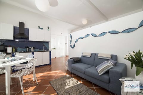 La Suite 48 House in Vietri sul Mare