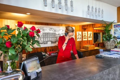 Property building, Lobby or reception