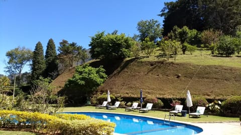 Garden, Swimming pool