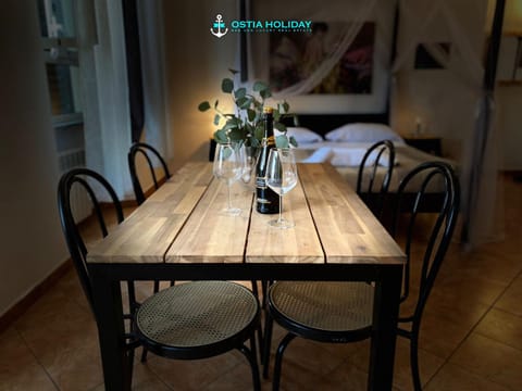 Dining area, Bedroom