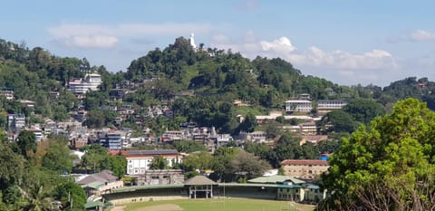 Neighbourhood, City view, Landmark view, Mountain view