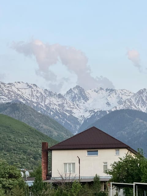 Property building, Day, Natural landscape, Mountain view