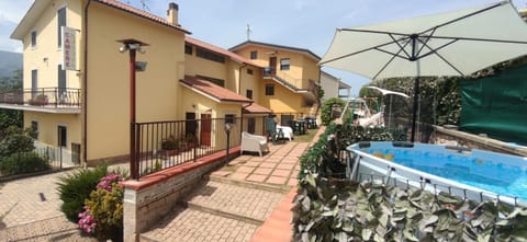 Property building, Landmark view, Swimming pool