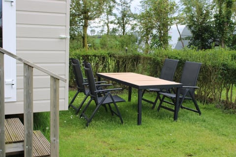 Garden, Balcony/Terrace