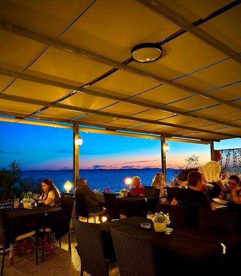 Restaurant/places to eat, Breakfast