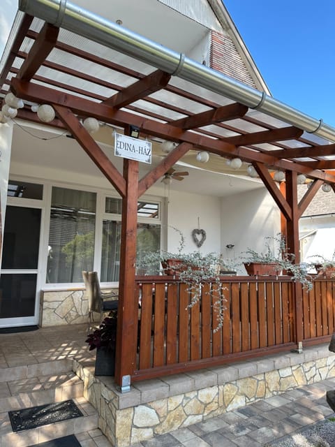 Property building, Balcony/Terrace